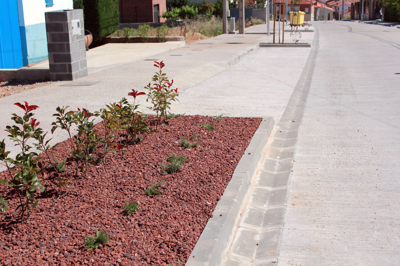 Reurbanización del Camino de San Miguel en Sotés